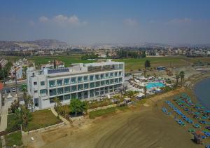 lebay beach hotel