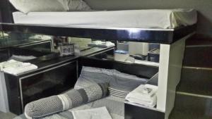 ervoruto hostel makati