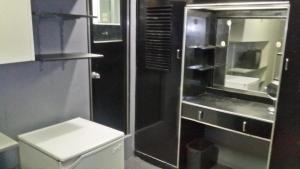 ervoruto hostel makati