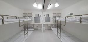 Ervoruto Hostel Makati,Near Ayala Center,2 star