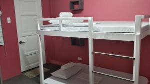 Ervoruto Hostel Makati,Near Ayala Center,2 star