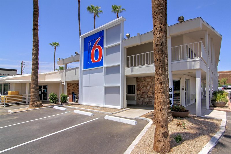 motel 6 scottsdale