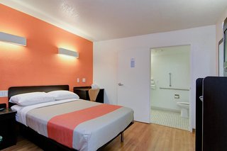 motel 6 scottsdale