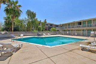 Motel 6 Phoenix East,Paradise Valley>>Camelback East,2 star