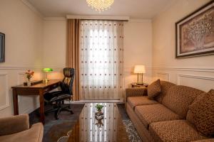 parc suites hotel