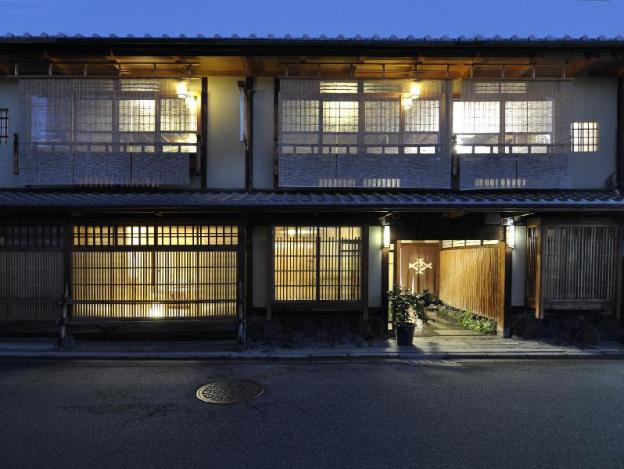 traditional kyoto inn serving kyoto cuisine izuyasu
