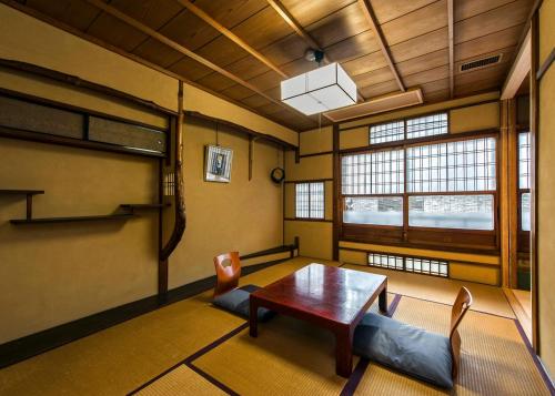 traditional kyoto inn serving kyoto cuisine izuyasu