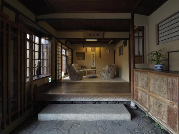 traditional kyoto inn serving kyoto cuisine izuyasu