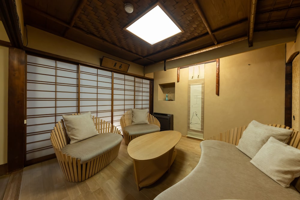 traditional kyoto inn serving kyoto cuisine izuyasu