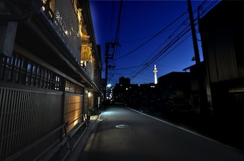 traditional kyoto inn serving kyoto cuisine izuyasu