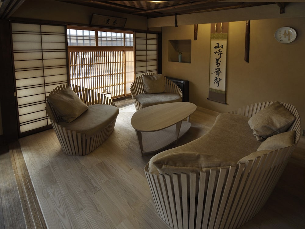 traditional kyoto inn serving kyoto cuisine izuyasu