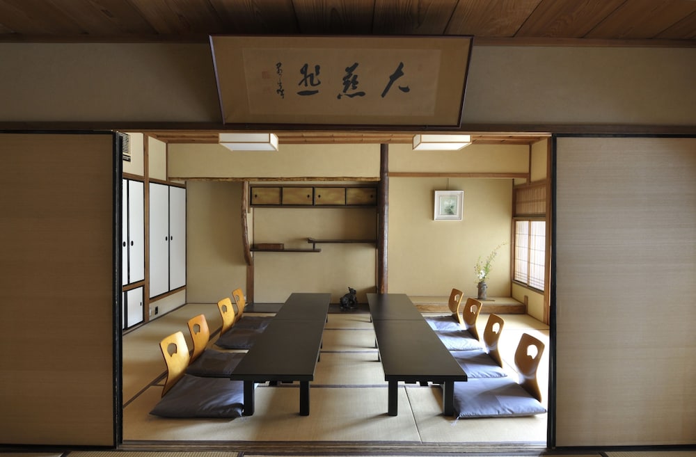 traditional kyoto inn serving kyoto cuisine izuyasu