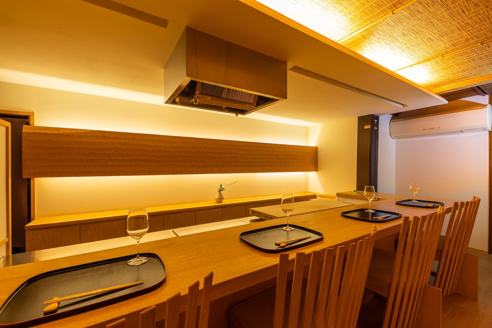 traditional kyoto inn serving kyoto cuisine izuyasu