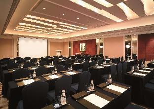 pudong shangri la shanghai