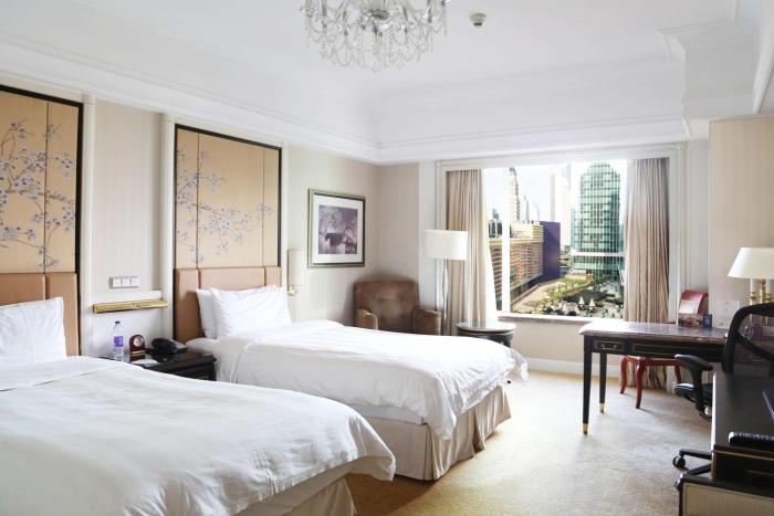 pudong shangri la shanghai