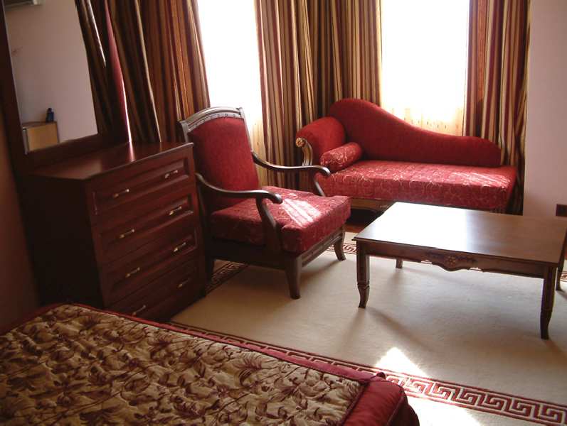glorious hotel
