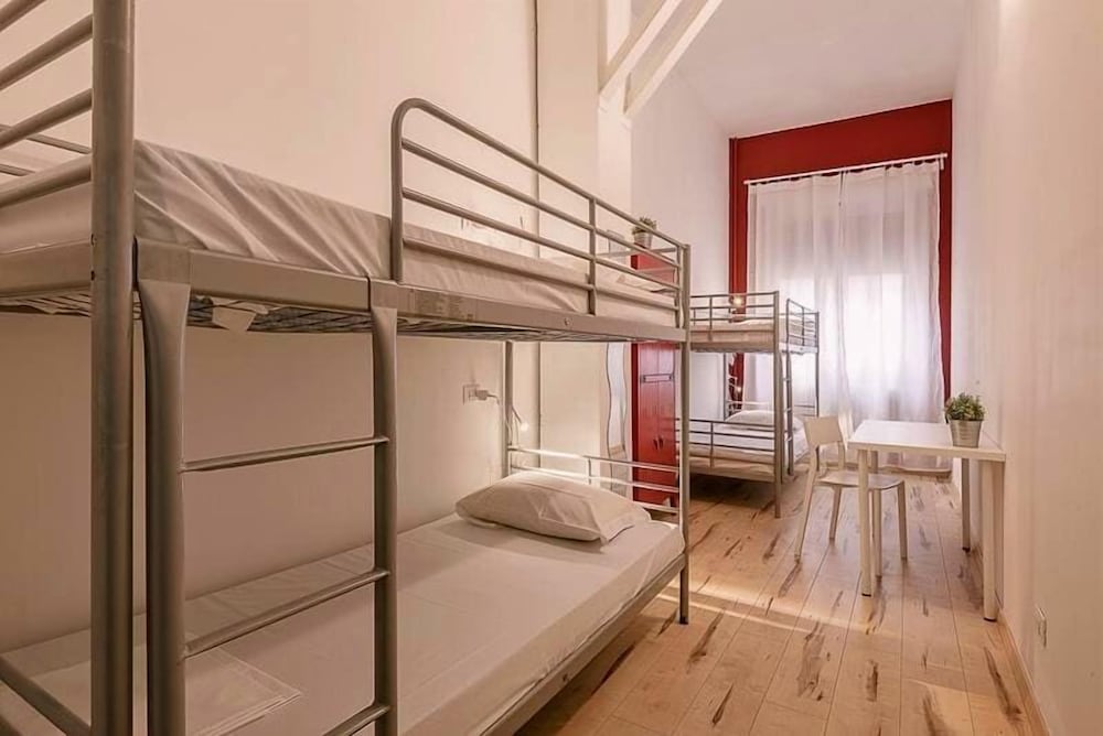 quo milano hostel