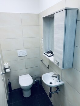 star hotel airport verona