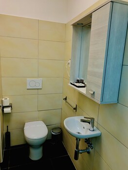 star hotel airport verona