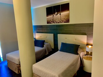 star hotel airport verona