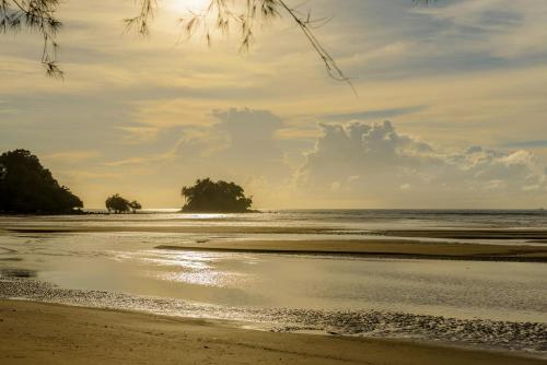 L'esprit De Naiyang Beach Resort,Phang Nga>>Nai Yang Beach,4 star