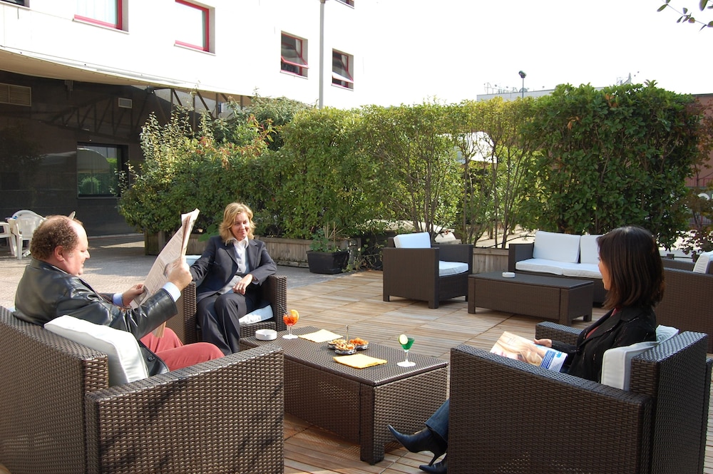 abacus hotel