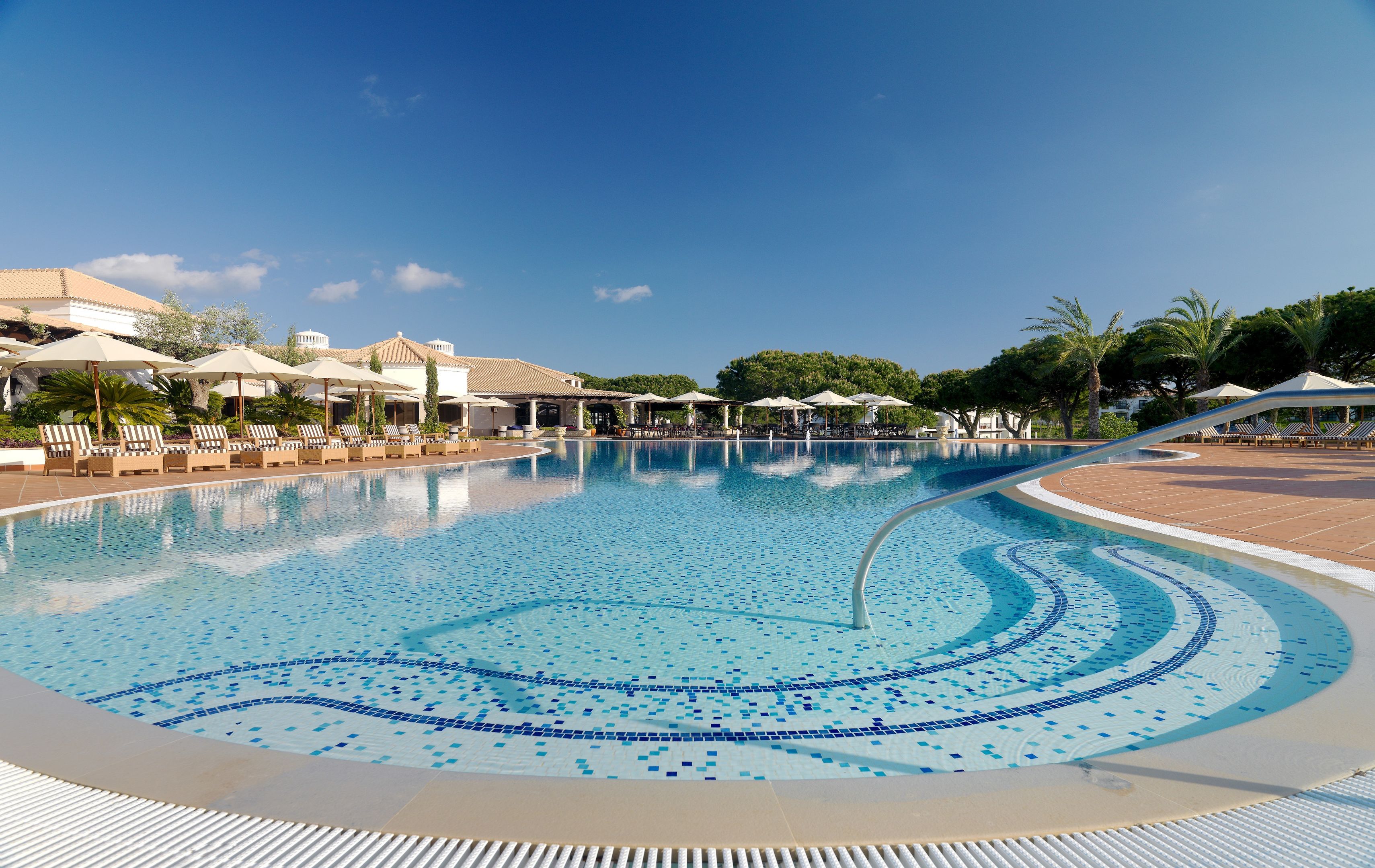 pine cliffs residence a luxury collection resort algarve