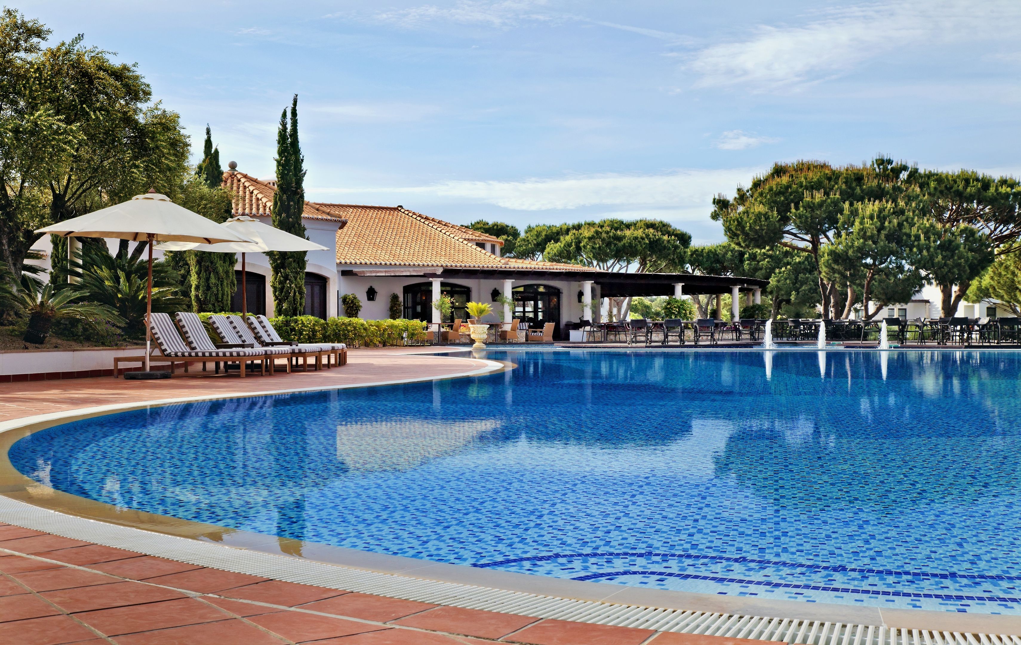 pine cliffs residence a luxury collection resort algarve