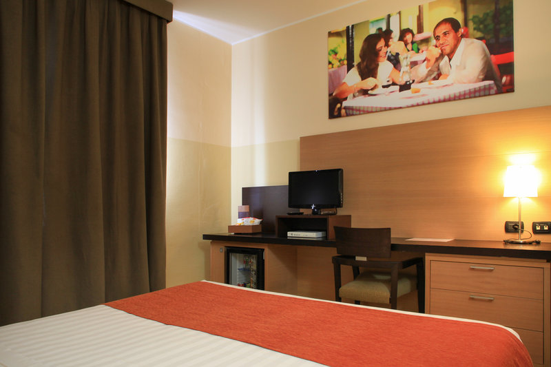 bandb hotel milano cologno studios