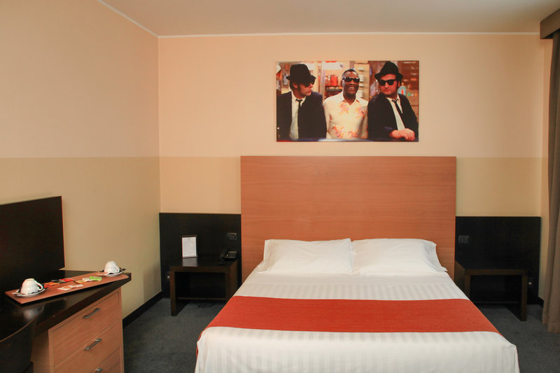 bandb hotel milano cologno studios