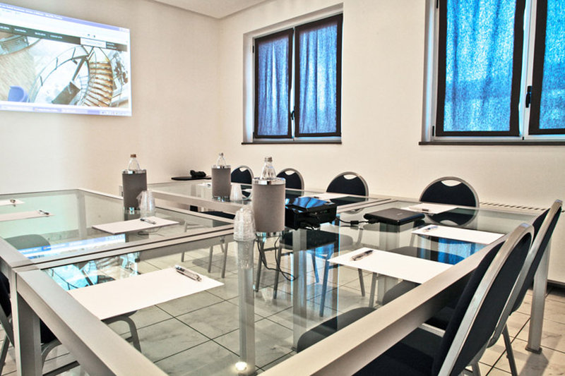 bandb hotel milano cologno studios