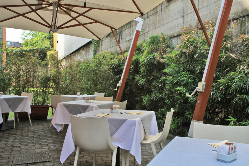 bandb hotel milano cologno studios