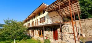 restland dilijan family hotel