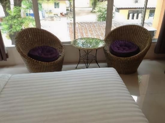 magic house hostel