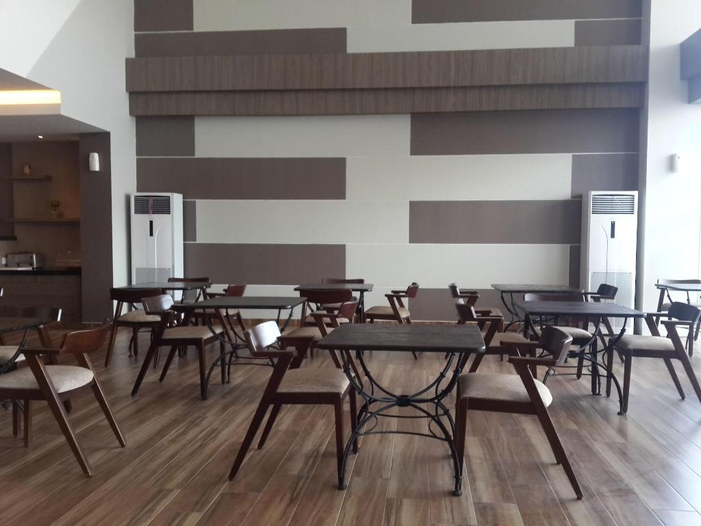 hotel 88 fatmawati jakarta by wh