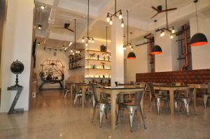 forty winks phuket