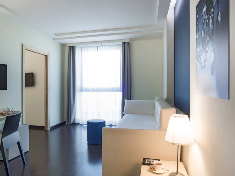 ibis styles milano melegnano