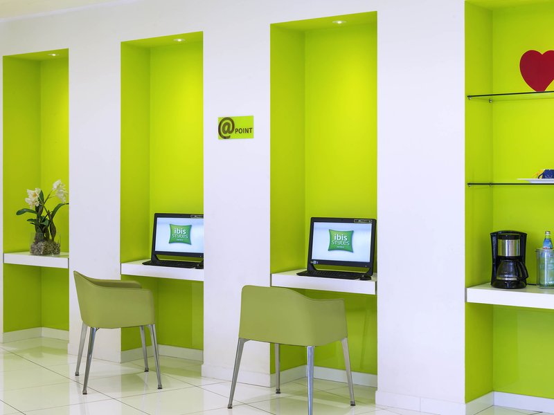 ibis styles milano melegnano