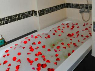 addplus hotel and spa