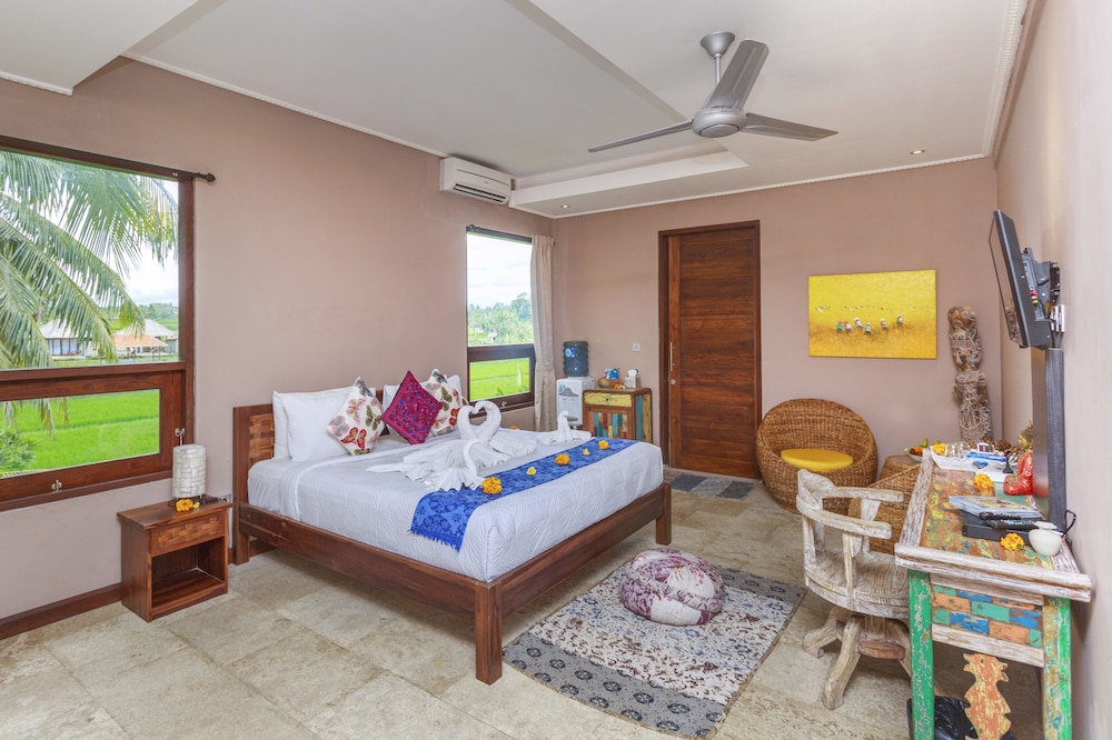 solo villas and retreat