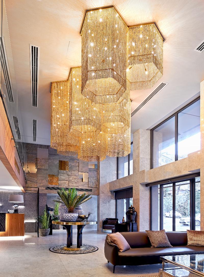 lady diana hotel
