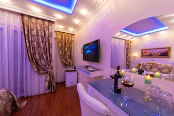 charm hotel