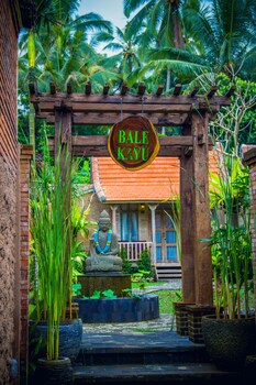 de umah bali eco tradi home