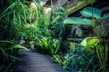 de umah bali eco tradi home