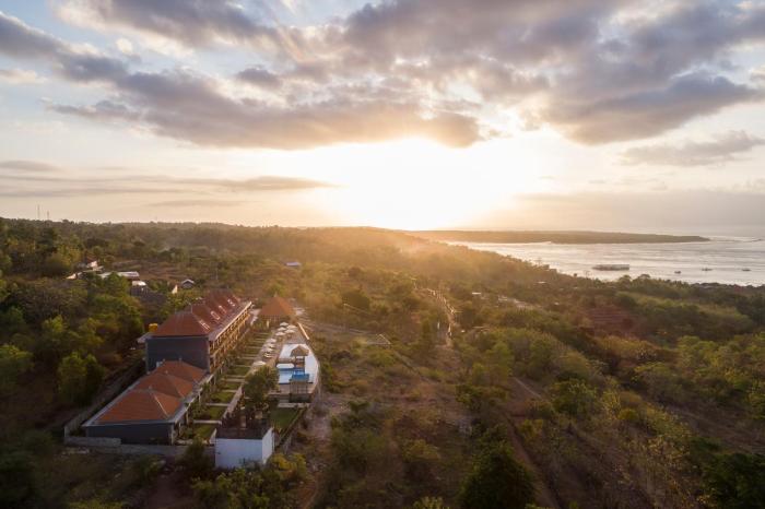 semabu hills hotel nusa penida bali