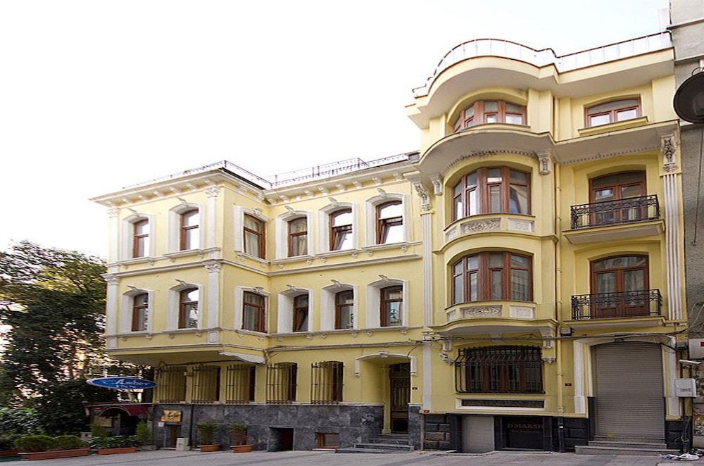 hotel new house