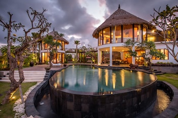 dayu mirah resort