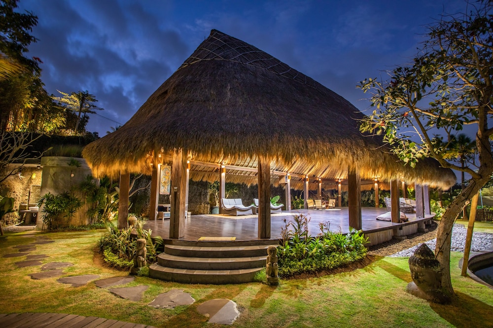 dayu mirah resort