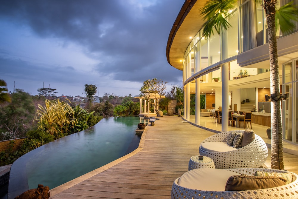 dayu mirah resort