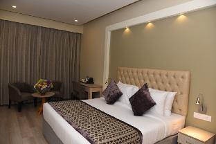 mango hotels naveen davangere